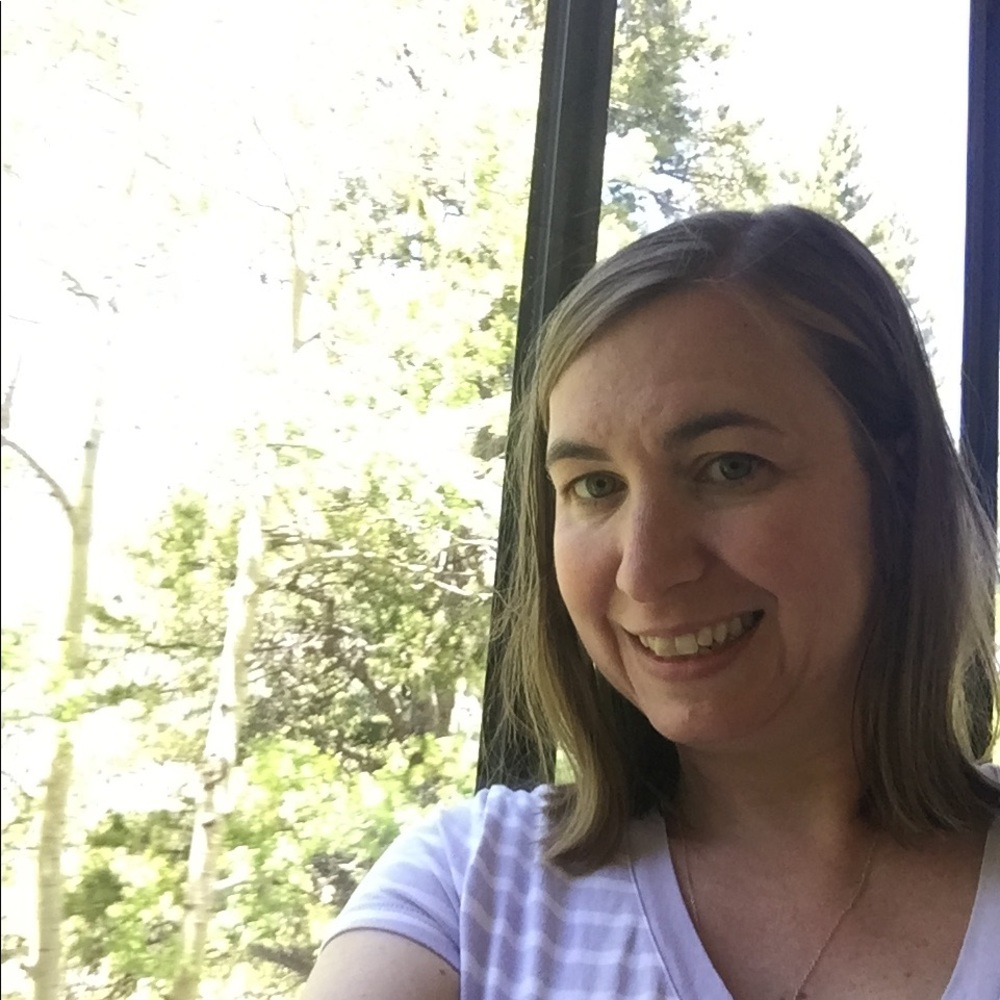 Meet your Posher, Deborah